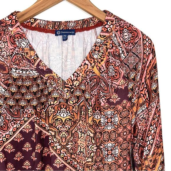 NWT Democracy Petite Multi-Print Top Size Petite Small - Picture 2 of 14